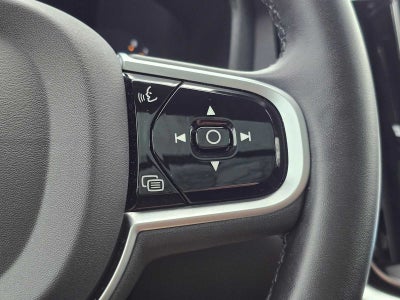 2025 Volvo V60 Cross Country Plus