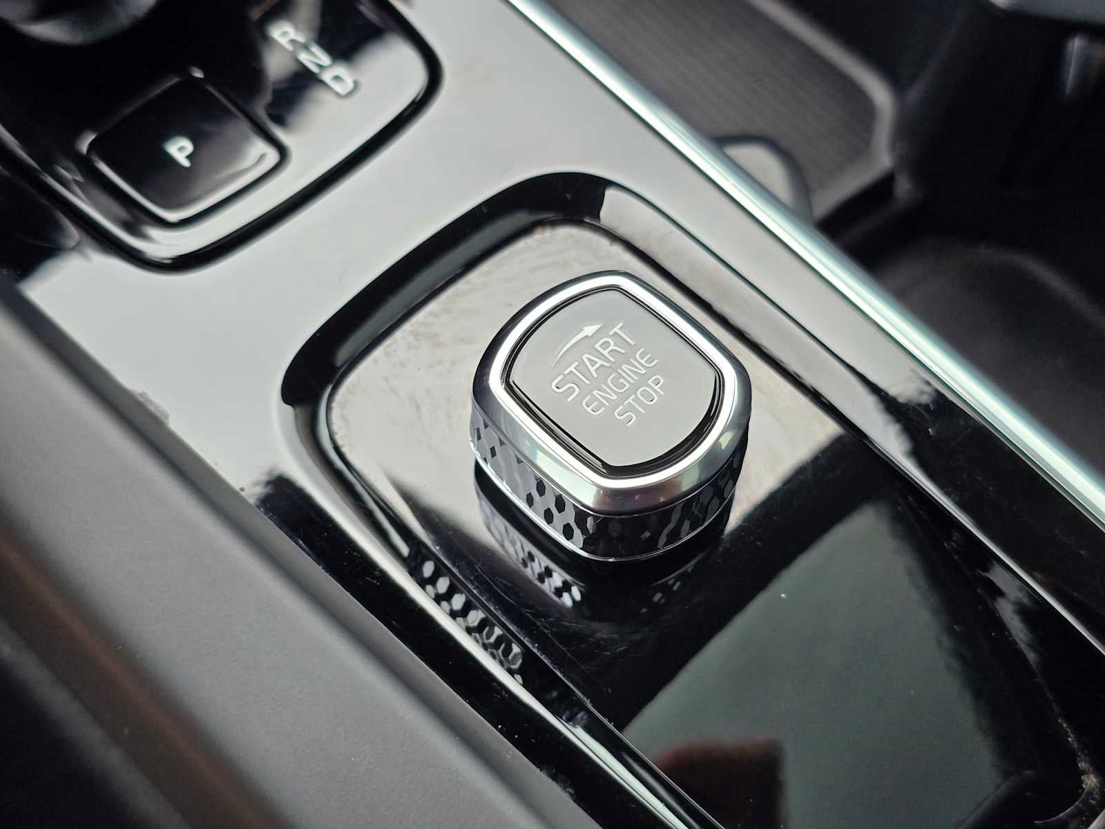 2025 Volvo V60 Cross Country Plus