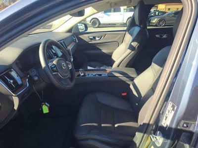 2025 Volvo V60 Cross Country Plus