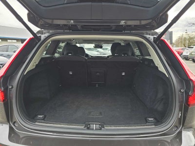 2025 Volvo V60 Cross Country Plus