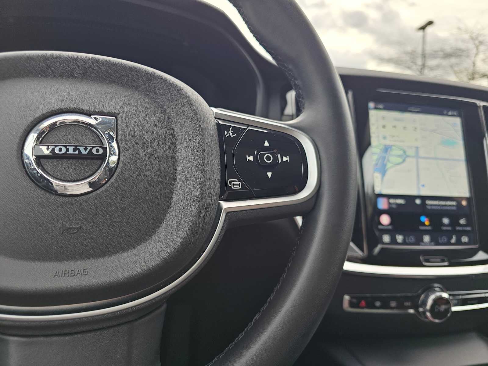 2025 Volvo V60 Cross Country Plus