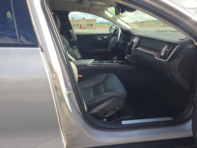 2025 Volvo V60 Cross Country Plus