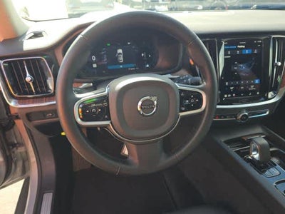 2025 Volvo V60 Cross Country Plus