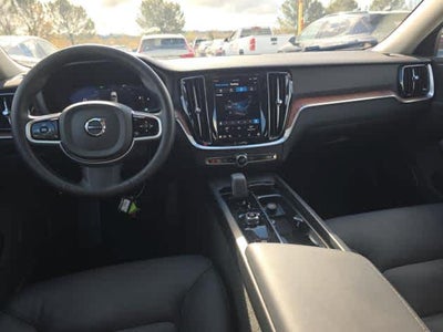 2025 Volvo V60 Cross Country Plus