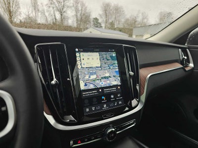 2025 Volvo V60 Cross Country Plus