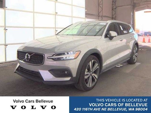 2025 Volvo V60 Cross Country Plus