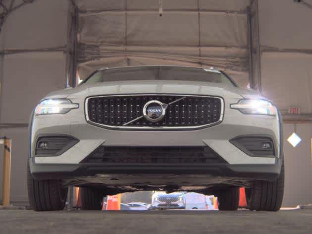 2025 Volvo V60 Cross Country Plus