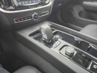 2025 Volvo V60 Cross Country Plus