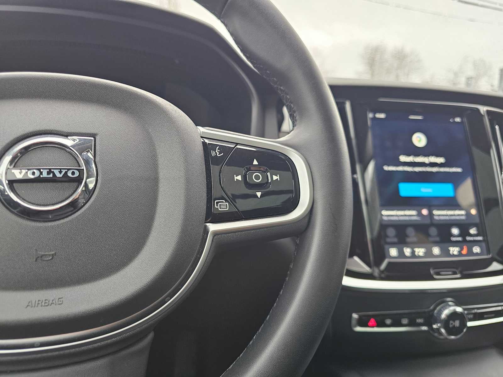 2025 Volvo V60 Cross Country Plus