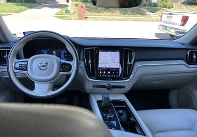2023 Volvo V60 Cross Country Plus