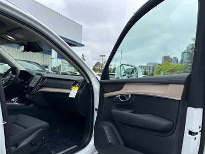 2025 Volvo XC90 Plus