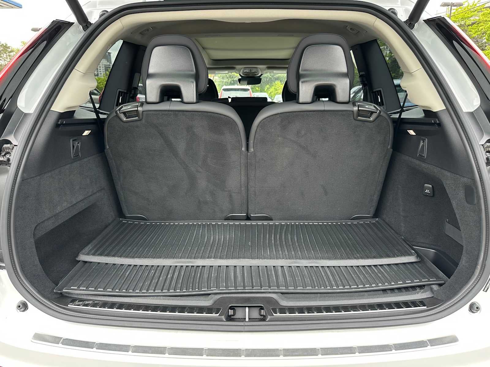2025 Volvo XC90 Plus