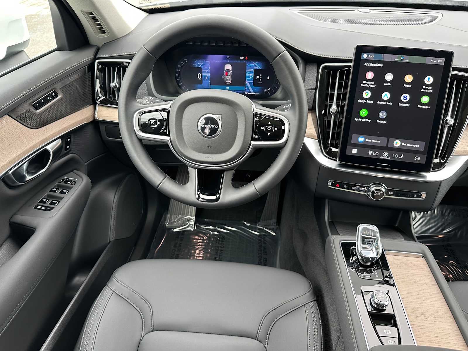 2025 Volvo XC90 Plus