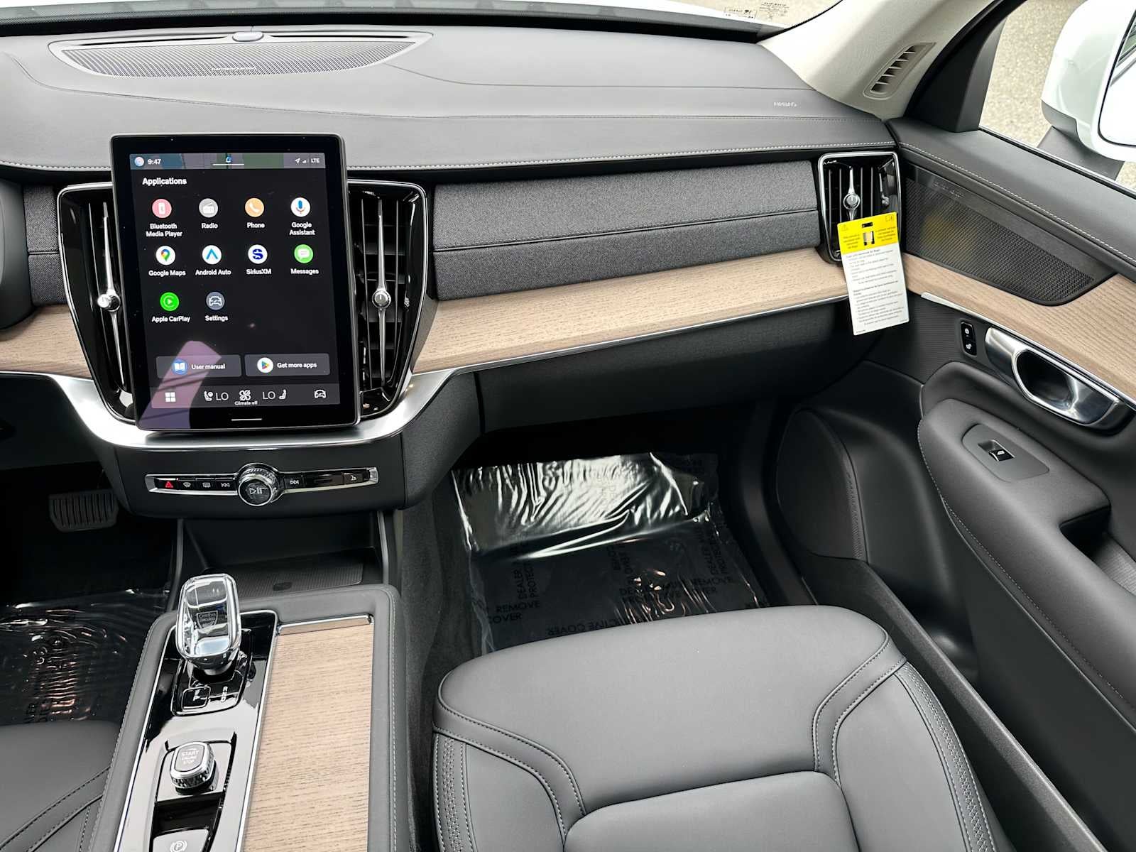2025 Volvo XC90 Plus