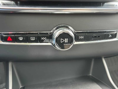 2025 Volvo XC90 Plus