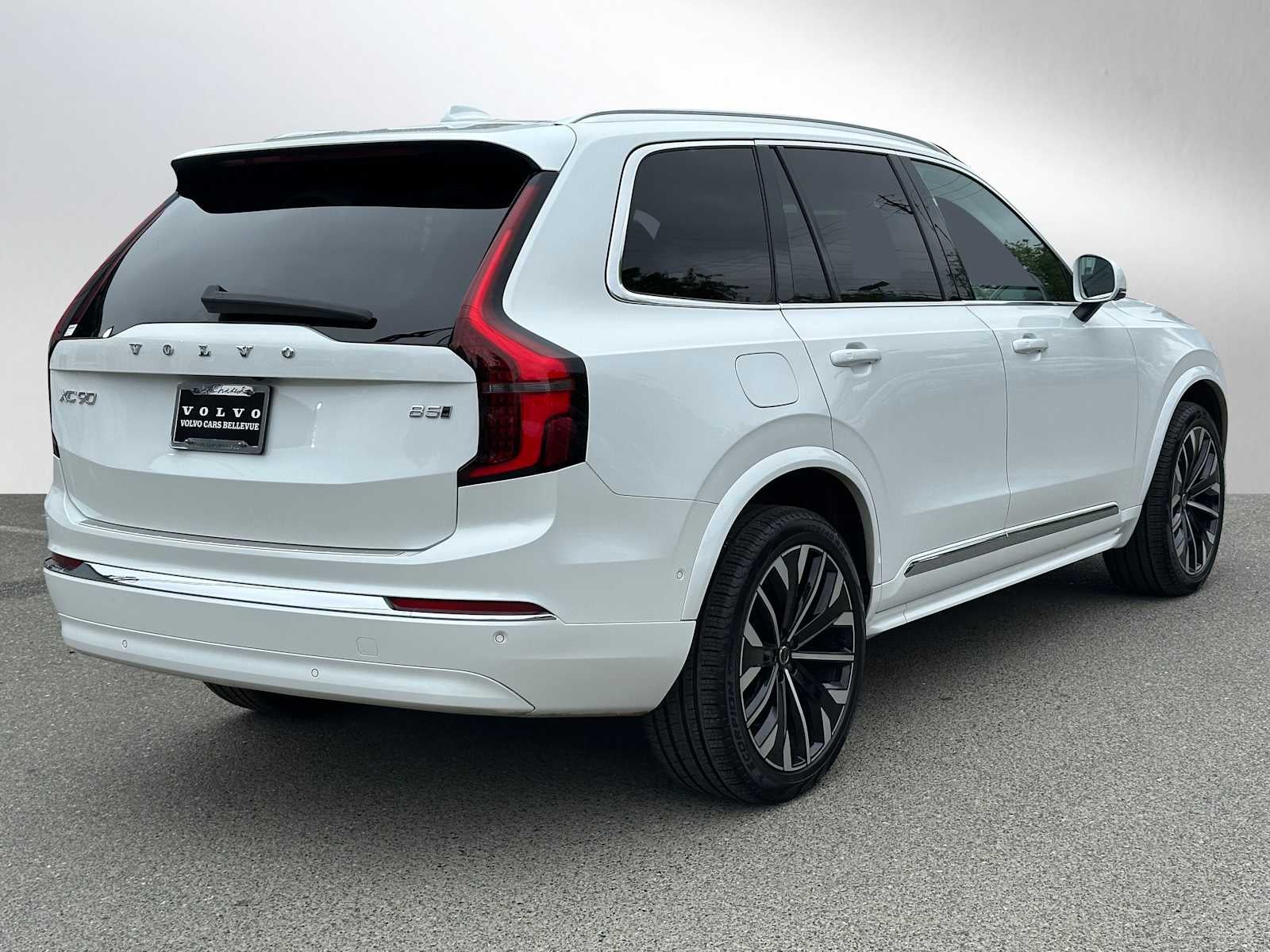 2025 Volvo XC90 Plus