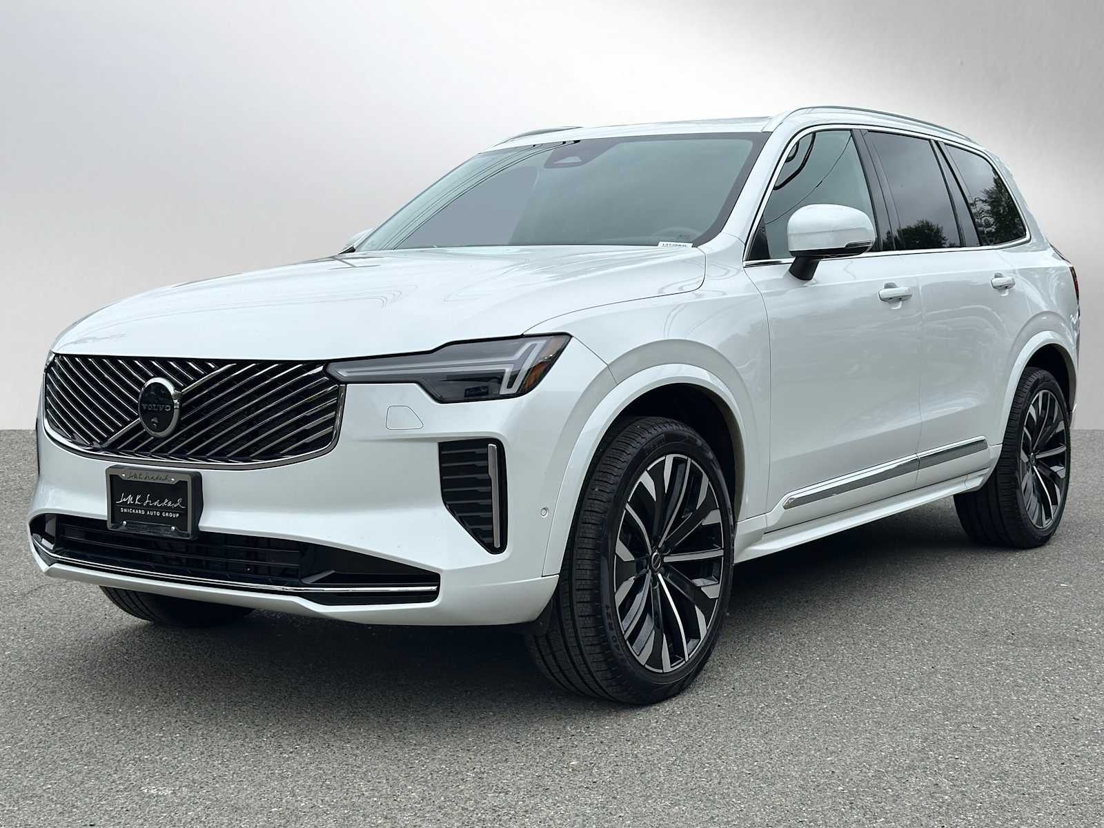 2025 Volvo XC90 Plus