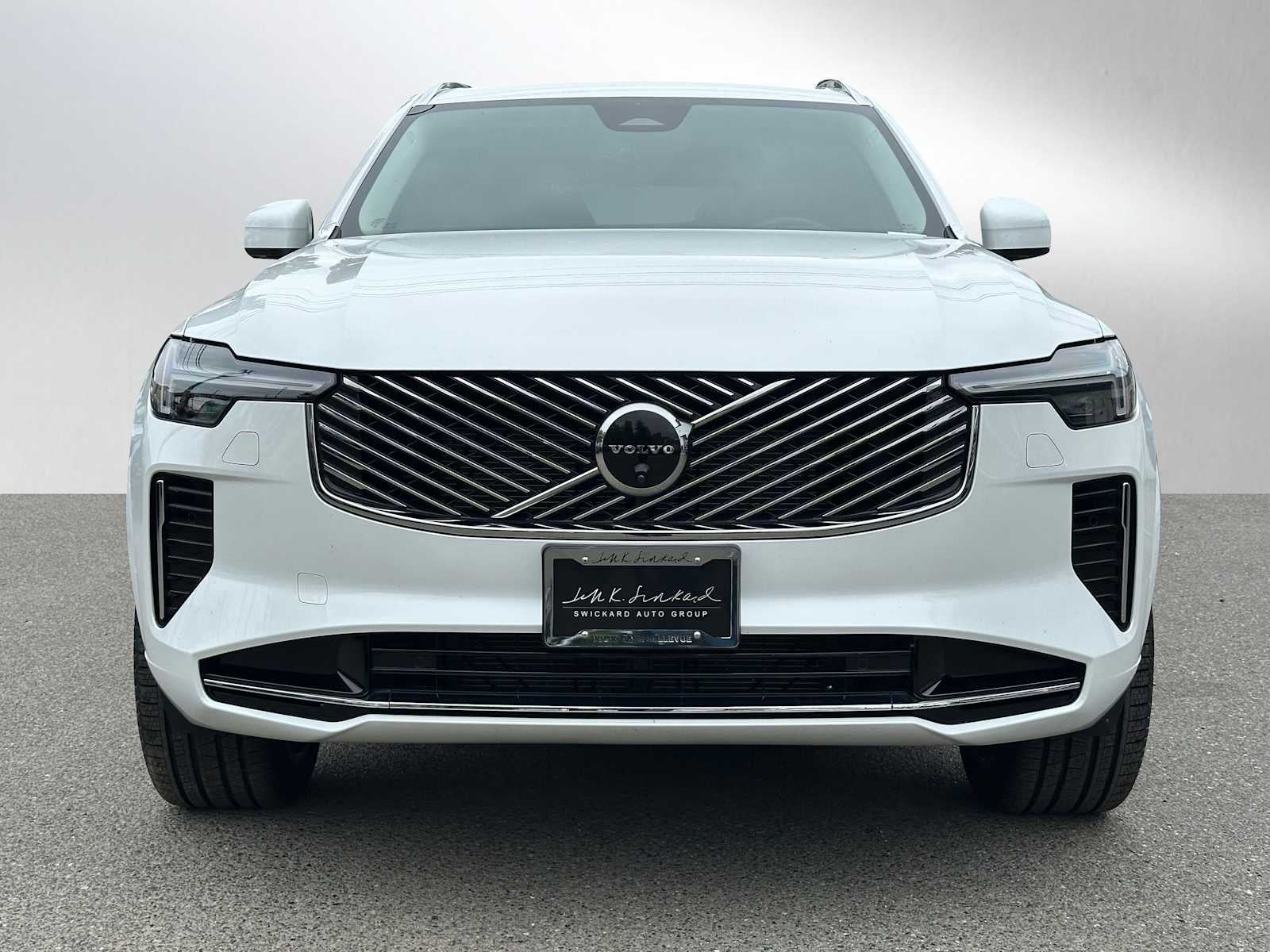 2025 Volvo XC90 Plus