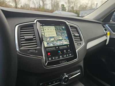 2025 Volvo XC90 Core