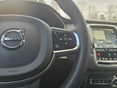 2025 Volvo XC90 Core