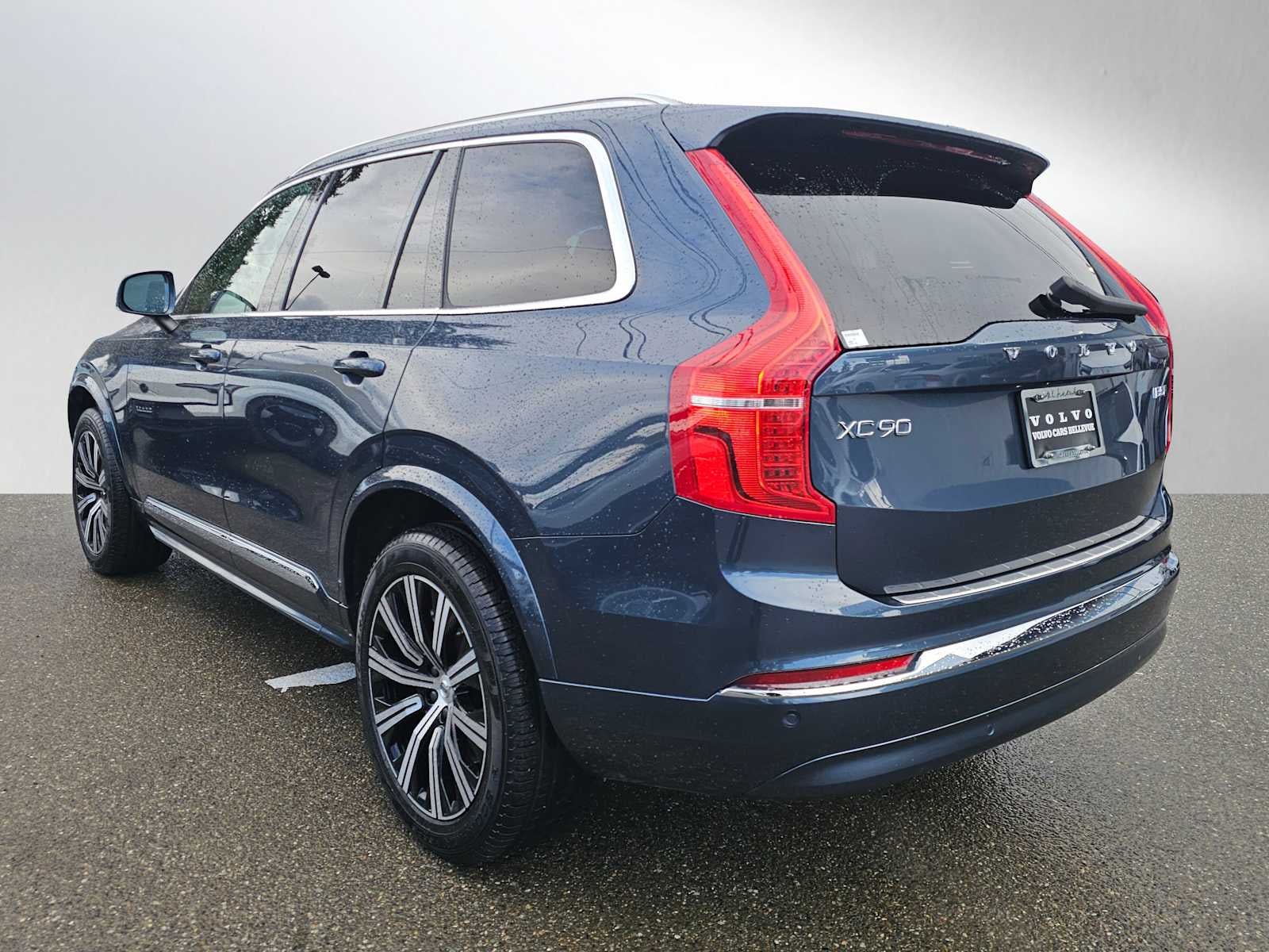 2025 Volvo XC90 Core