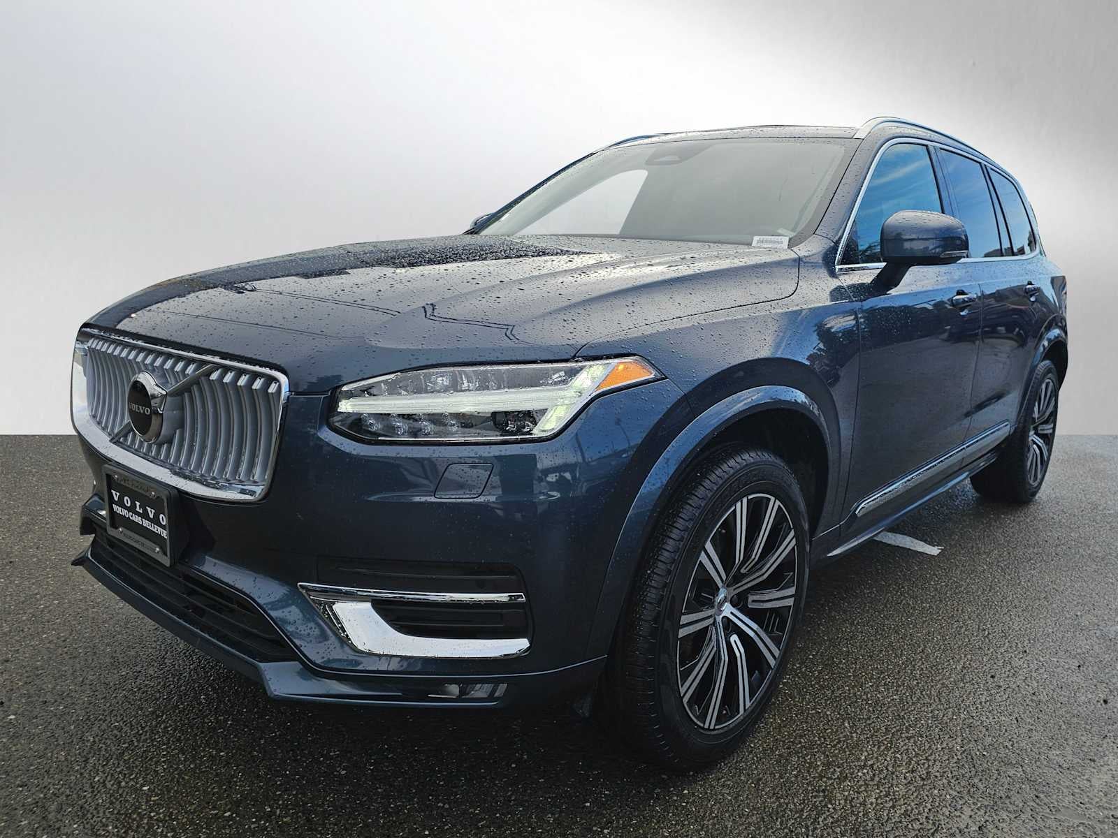 2025 Volvo XC90 Core