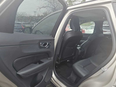 2025 Volvo XC60 Plus