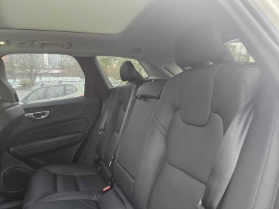 2025 Volvo XC60 Plus