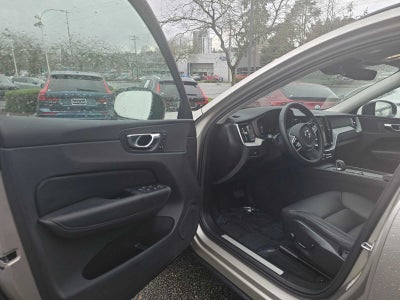 2025 Volvo XC60 Plus