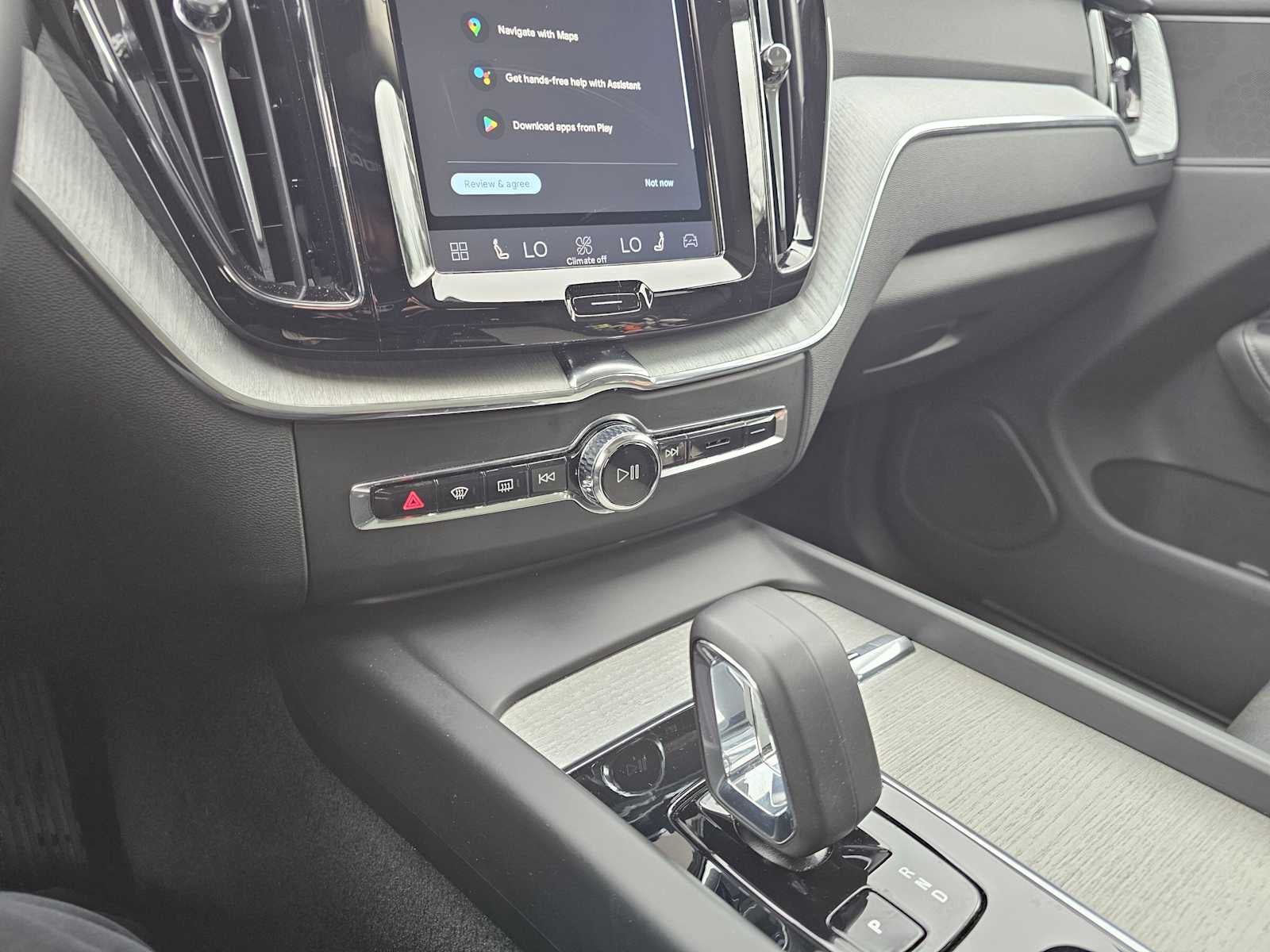 2025 Volvo XC60 Plus