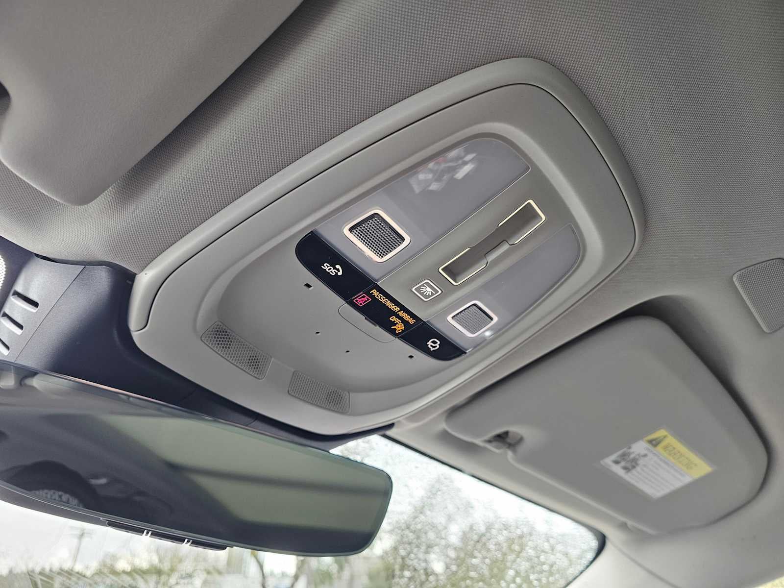 2025 Volvo XC60 Plus