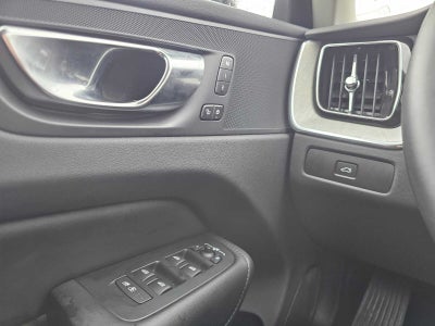 2025 Volvo XC60 Plus