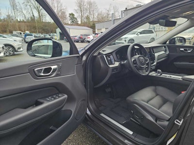 2025 Volvo XC60 Plus