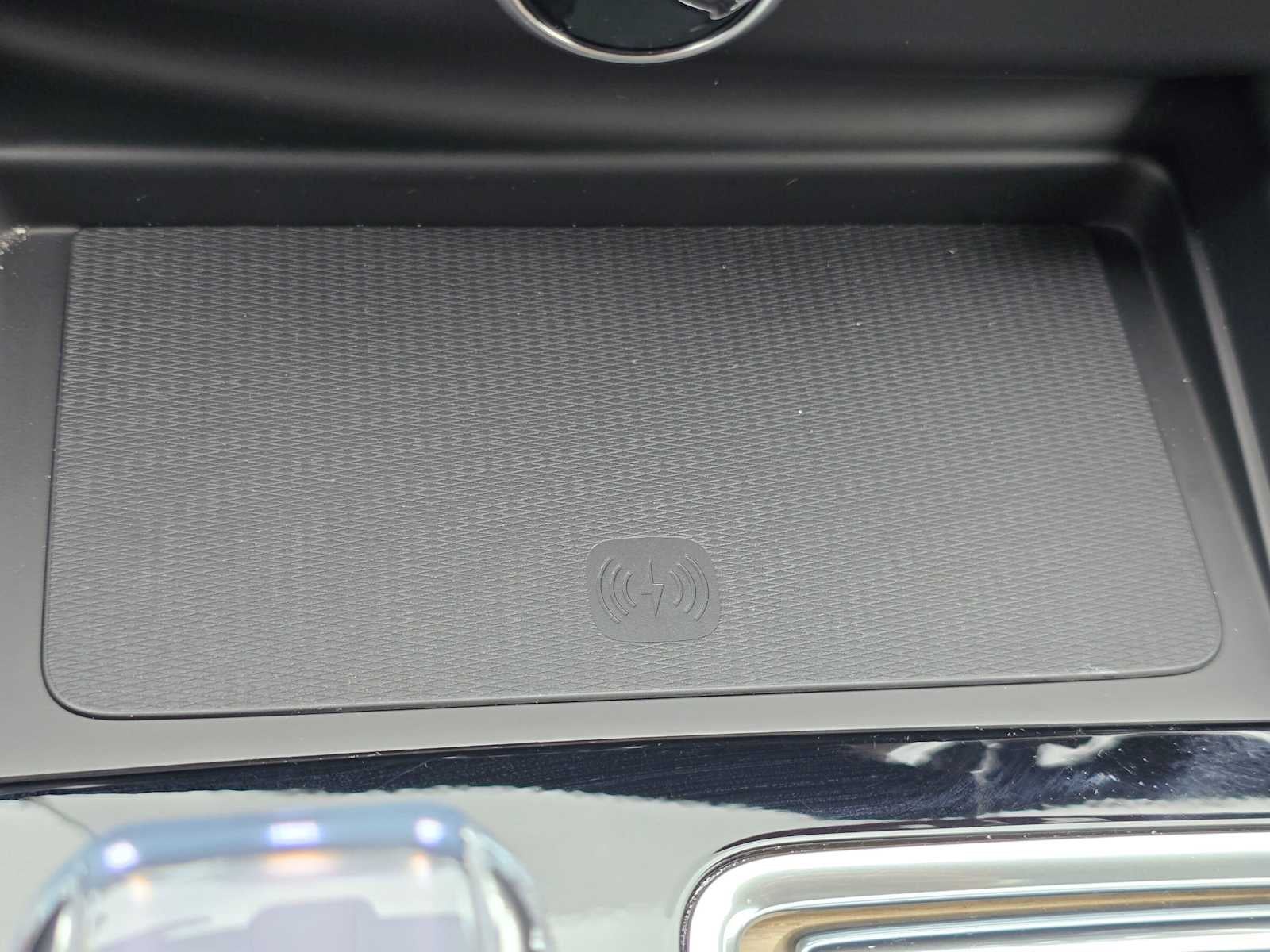 2026 Volvo XC60 Plus