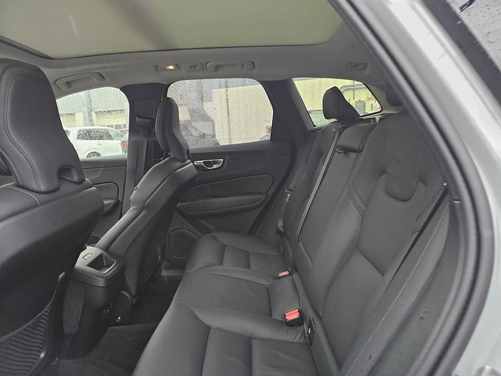 2025 Volvo XC60 Plus