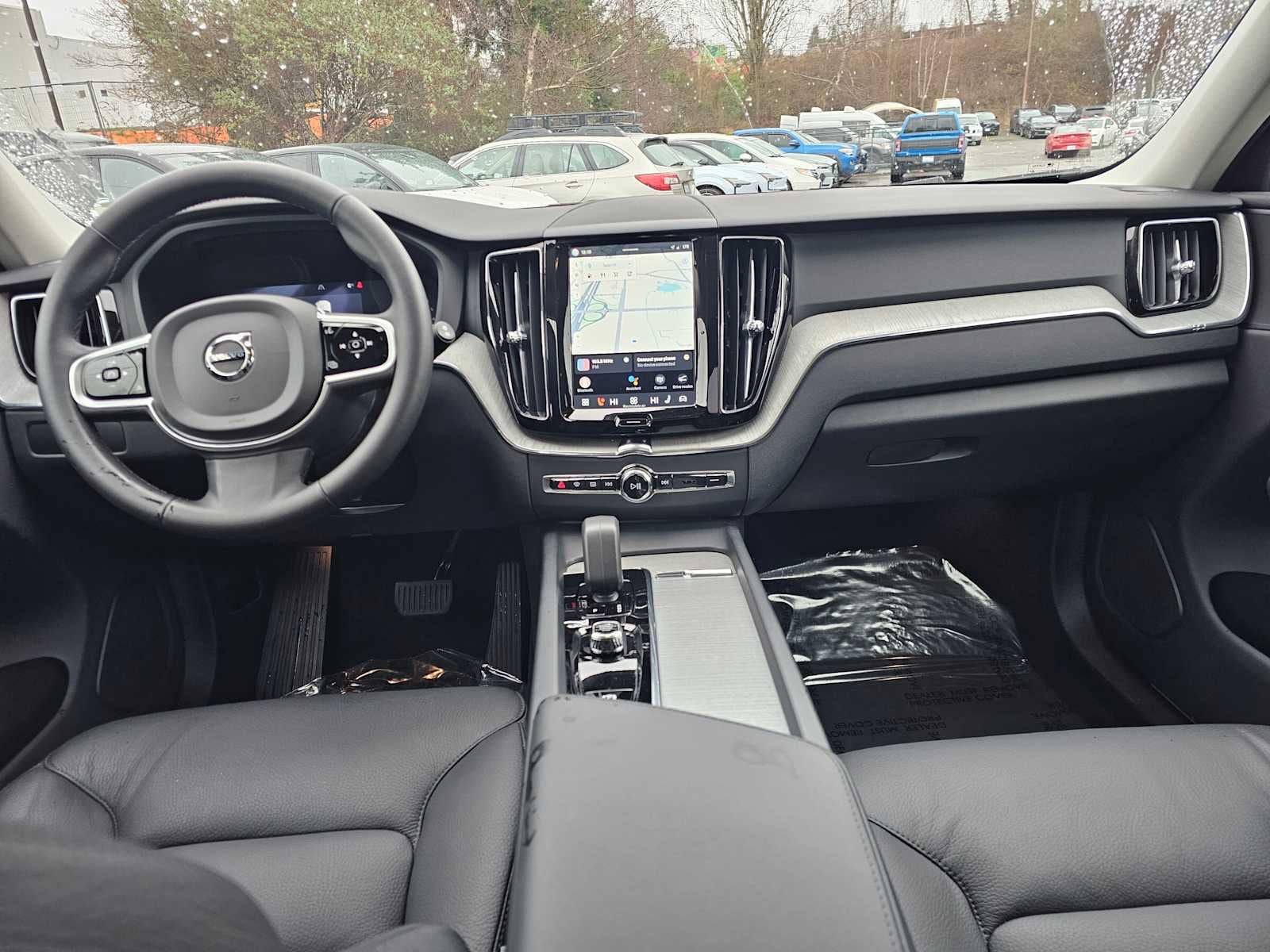 2025 Volvo XC60 Plus