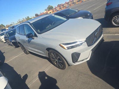 2025 Volvo XC60 Plus