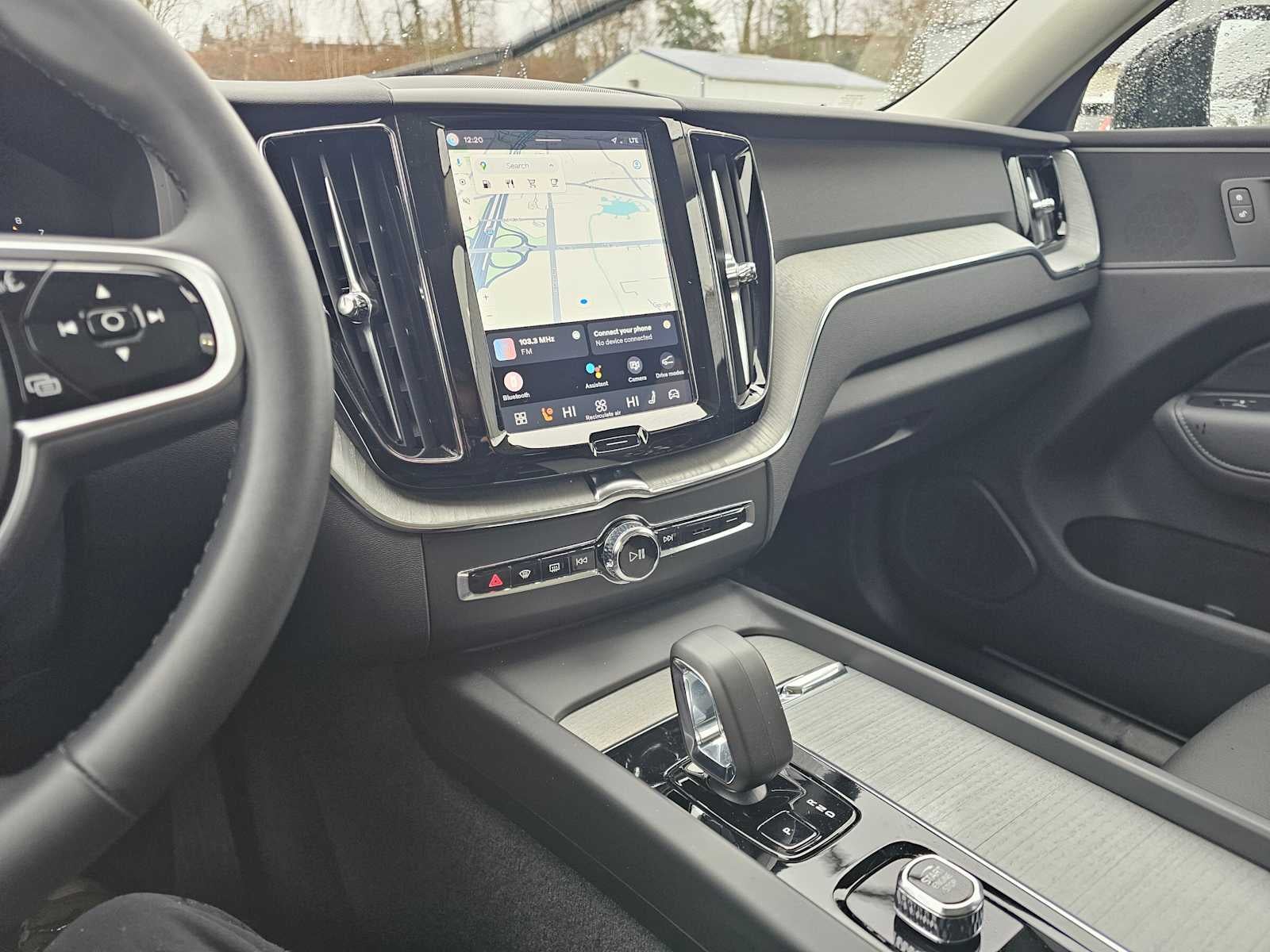 2025 Volvo XC60 Plus