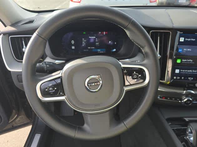 2025 Volvo XC60 Plus