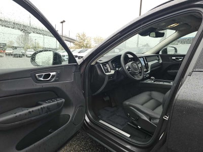 2025 Volvo XC60 Plus