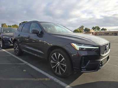 2025 Volvo XC60 Plus