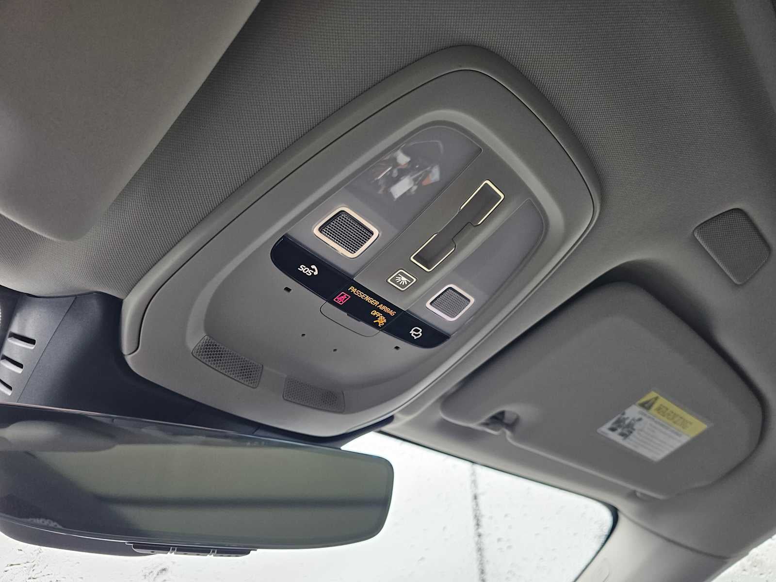 2025 Volvo XC60 Plus