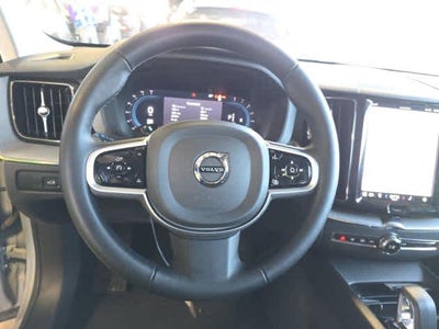 2025 Volvo XC60 Plus