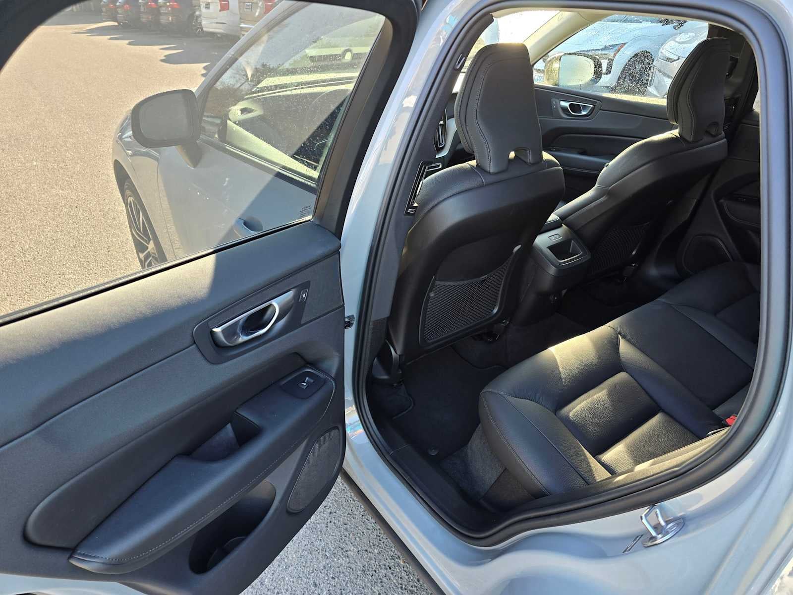 2025 Volvo XC60 Plus