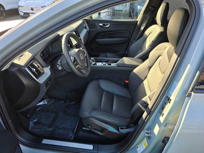 2025 Volvo XC60 Plus