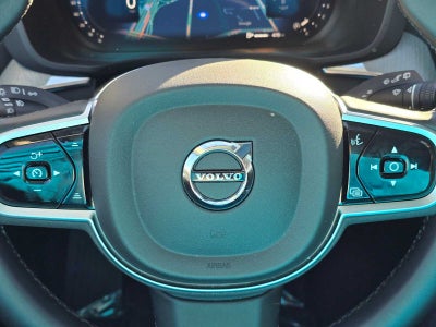 2025 Volvo XC60 Plus
