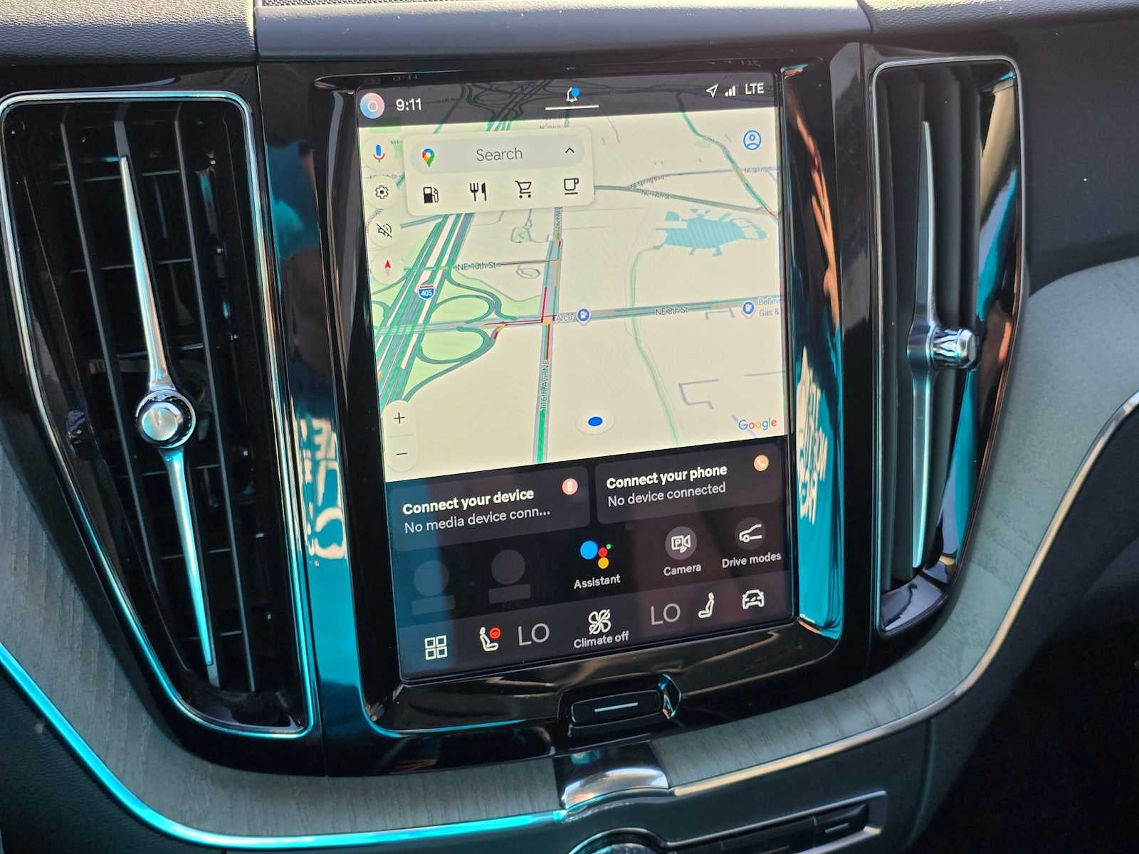 2025 Volvo XC60 Plus