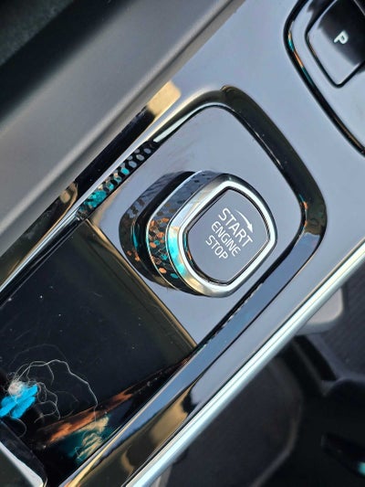 2025 Volvo XC60 Plus