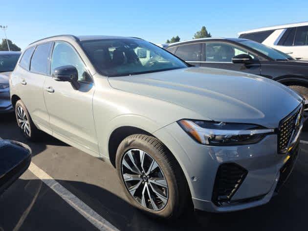 2025 Volvo XC60 Plus