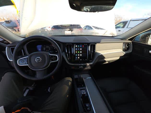 2025 Volvo XC60 Plus